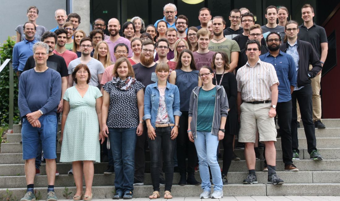Teamphoto of the department of biochemistry, University of Bayreuth.